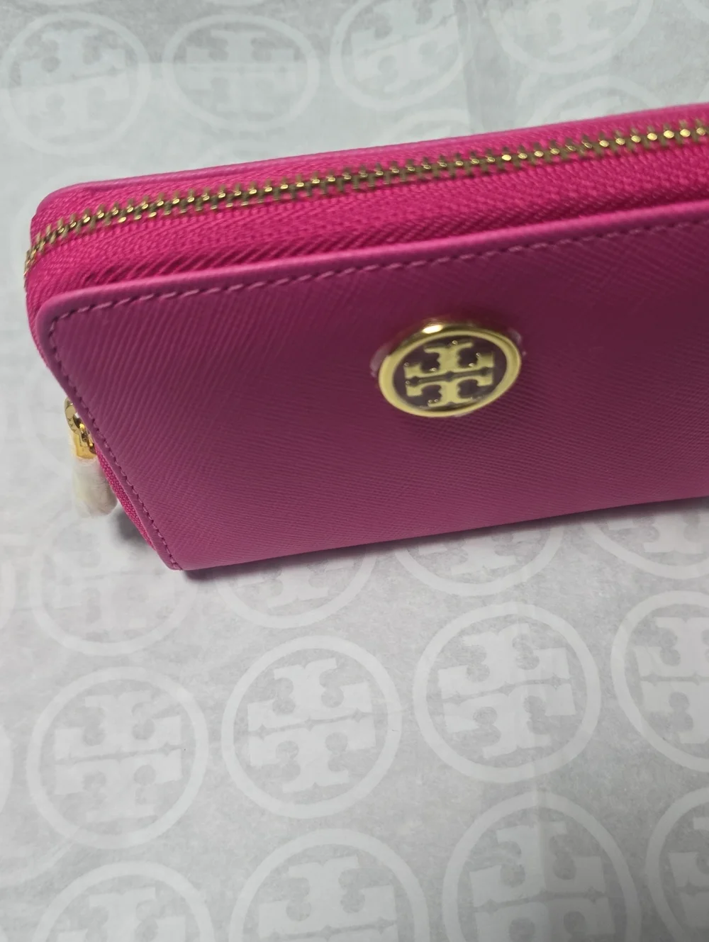 Tory Burch Pink Leather Zip Card Wallet